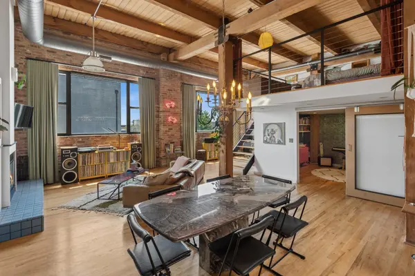 2401 W Ohio ST #34, Chicago, IL 60612