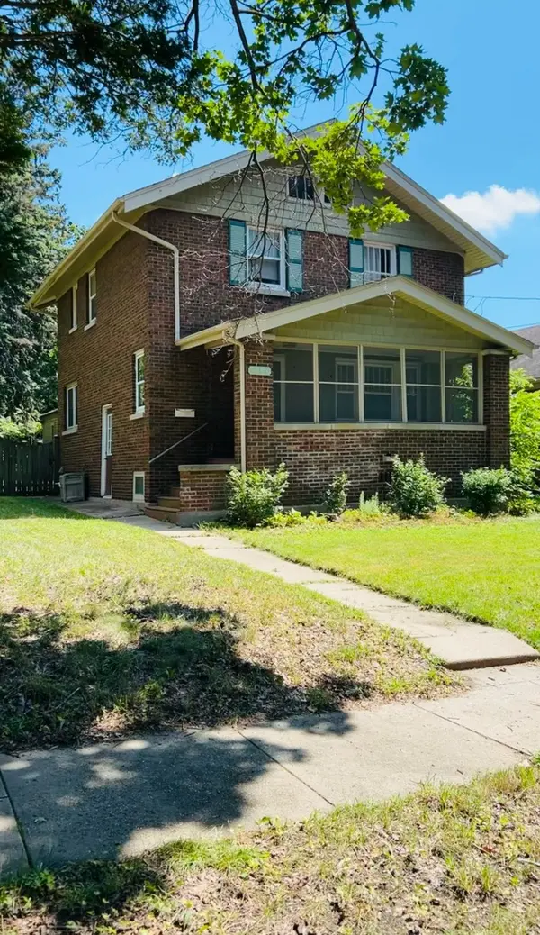 216 S LONDON AVE, Rockford, IL 61104