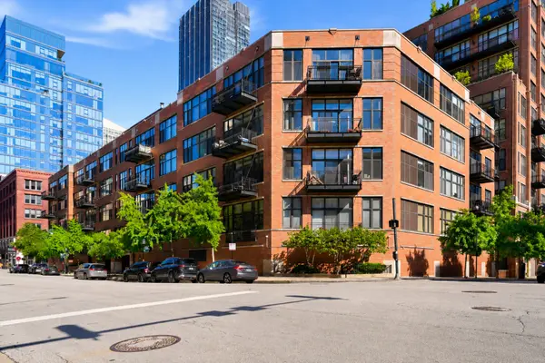 333 W Hubbard ST #1010, Chicago, IL 60654