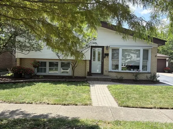 5171 Otto PL, Oak Lawn, IL 60453