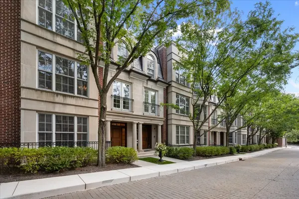 1038 N Western AVE, Lake Forest, IL 60045