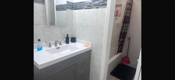 8710 Skokie BLVD #3BS, Skokie, IL 60077