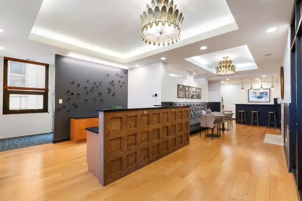 742 N LaSalle ST #5, Chicago, IL 60654