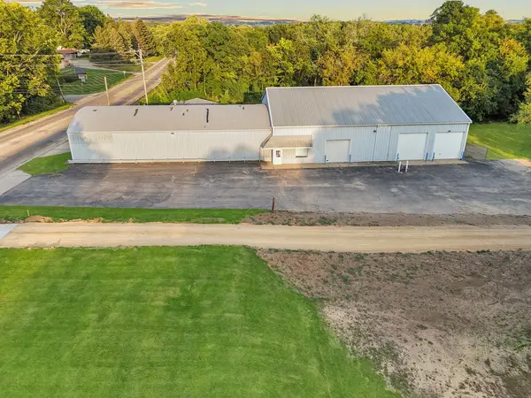 115 E South ST, Freeport, IL 61032