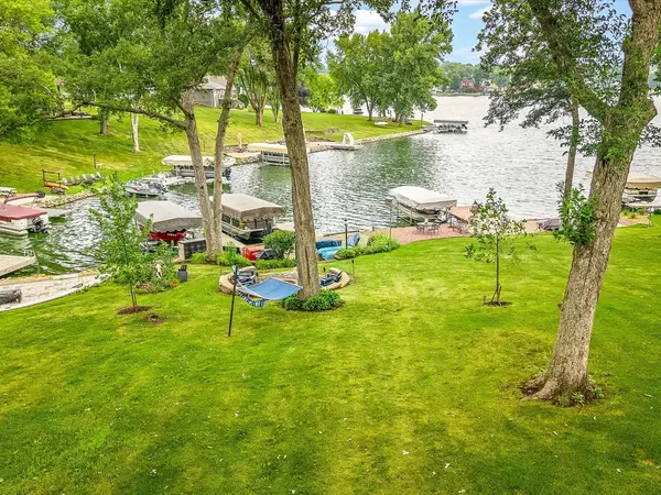 1949 Baintree RD, Davis, IL 61019
