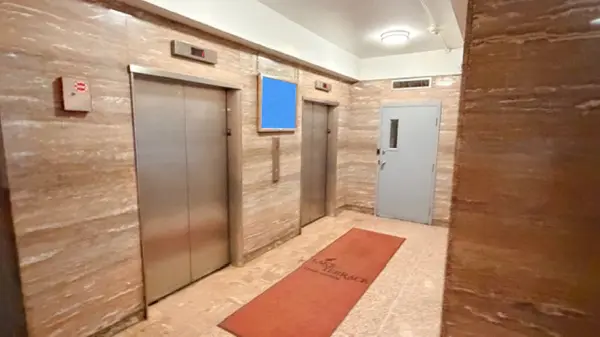 7337 S South Shore DR #412, Chicago, IL 60649