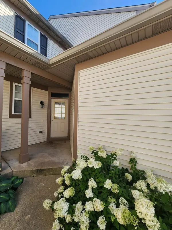 2822 Gypsum CIR, Naperville, IL 60564