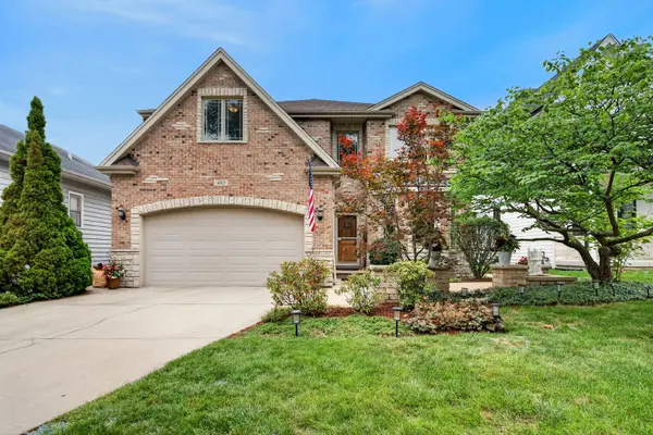 450 N Elm AVE, Elmhurst, IL 60126