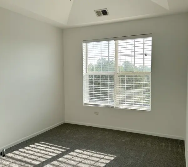16600 Liberty CIR #3NW, Orland Park, IL 60462