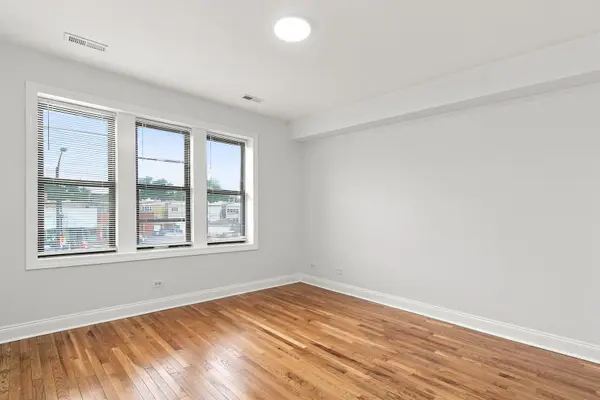 3729 N ELSTON AVE #3, Chicago, IL 60618