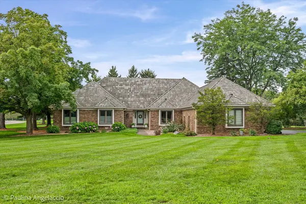 23255 W Fairview DR, Deer Park, IL 60010