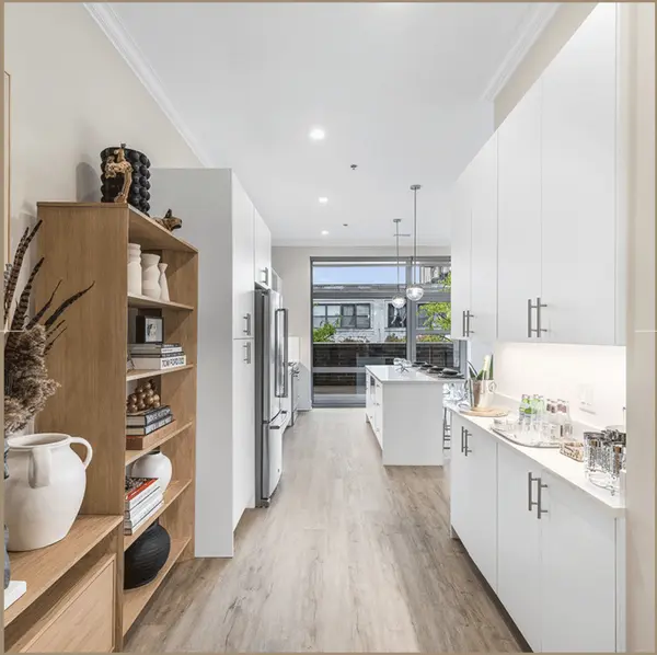 133 S Ashland AVE #211, Chicago, IL 60607