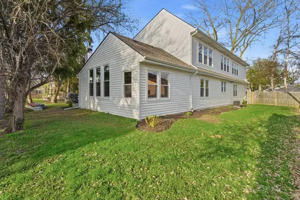 48 Birchwood AVE, Deerfield, IL 60015