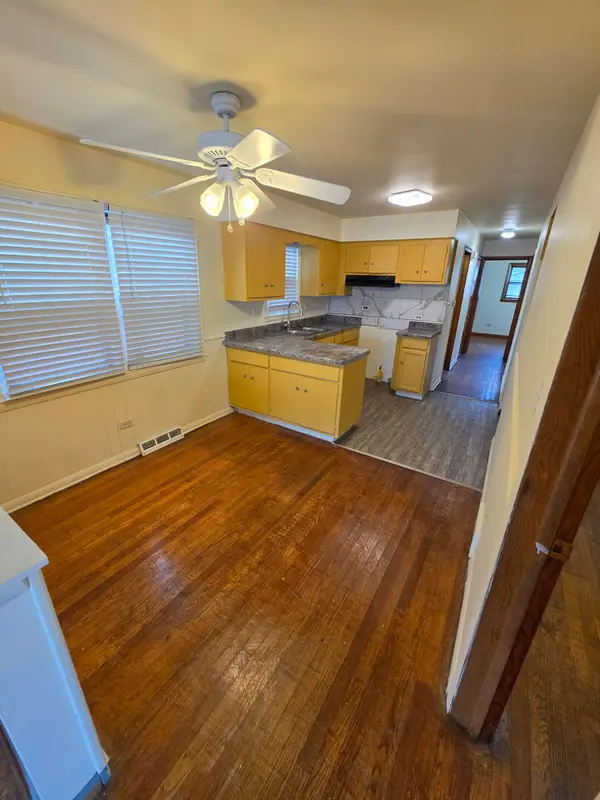 116 W 83rd ST, Chicago, IL 60620