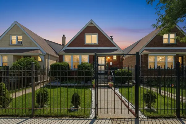 3049 W 71st ST, Chicago, IL 60629