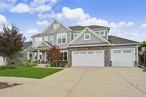 413 Lake Falls BLVD, Savoy, IL 61874