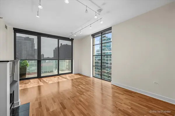 744 N Clark ST #1004, Chicago, IL 60654