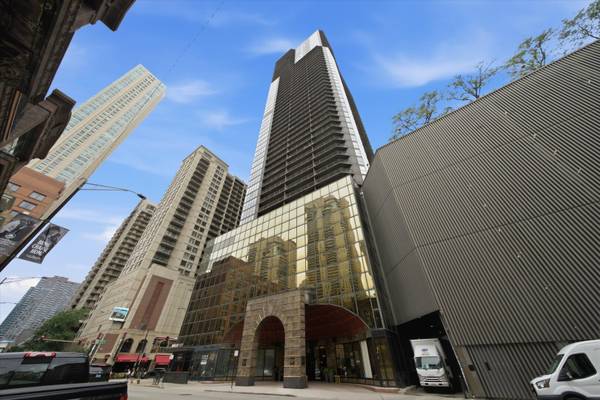 10 E ONTARIO ST #2111, Chicago, IL 60611