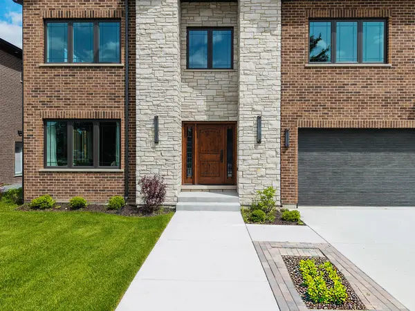8348 W Farragut AVE, Norridge, IL 60706