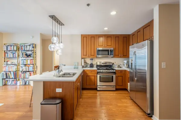160 E Illinois ST #1307, Chicago, IL 60610