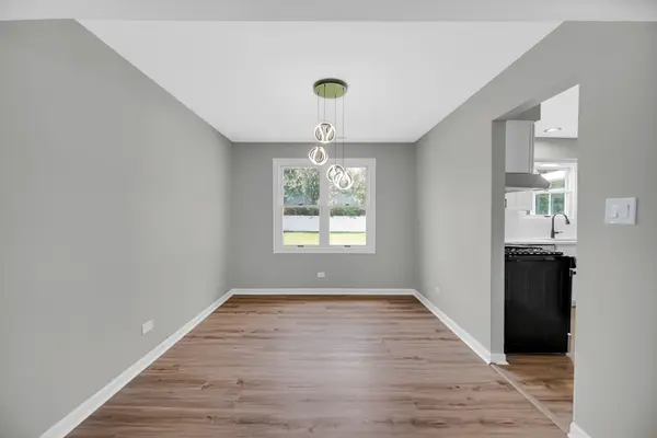 448 Highland RD, Matteson, IL 60443