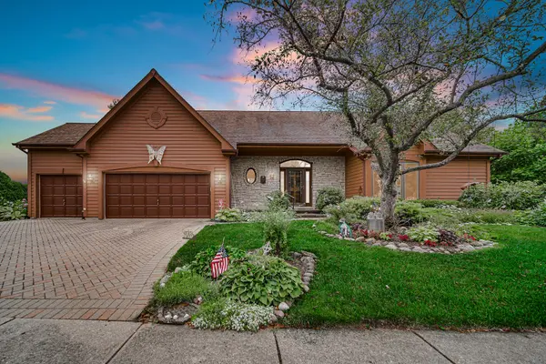 779 Feather Sound DR, Bolingbrook, IL 60440