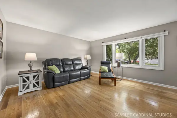 1808 Downing CT, Naperville, IL 60563