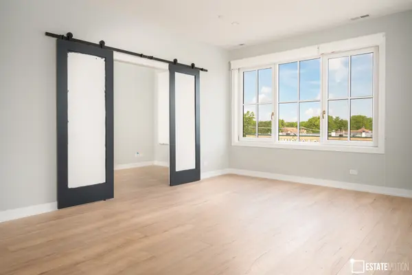 6849 W Belmont AVE #3, Chicago, IL 60634