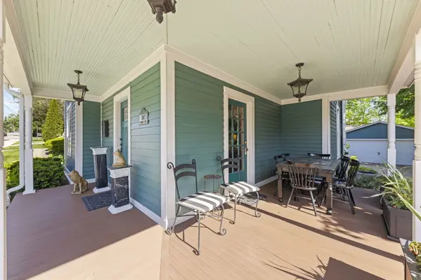 307 Illinois AVE, St. Charles, IL 60174