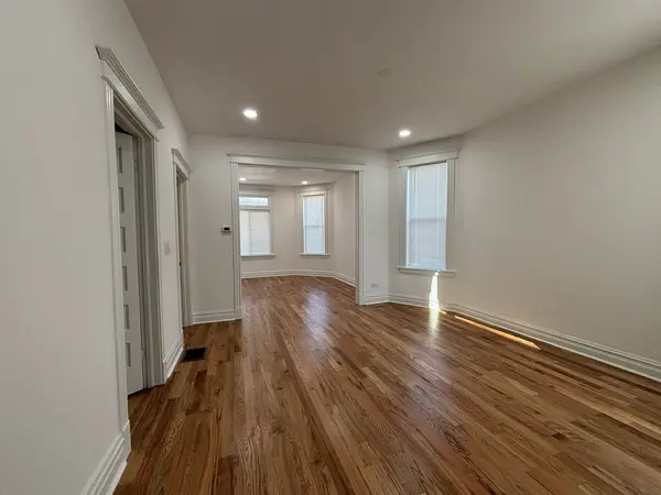 5652 S Shields AVE, Chicago, IL 60621
