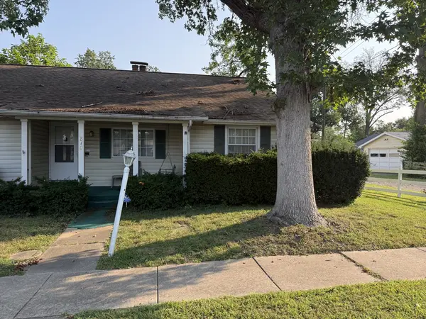 810 E 7th ST, Centralia, IL 62801