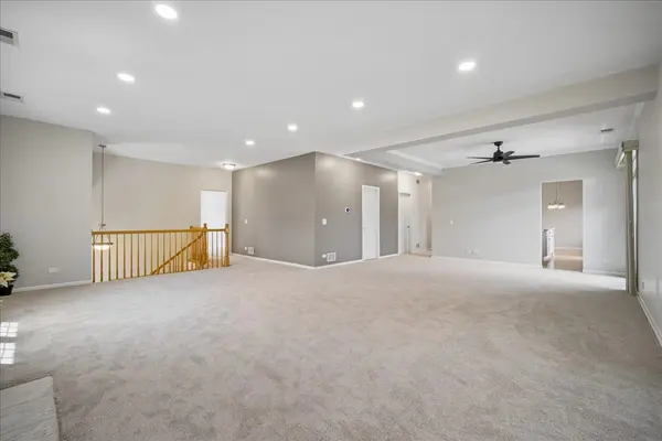 30 Beaconsfield CT, Lincolnshire, IL 60069