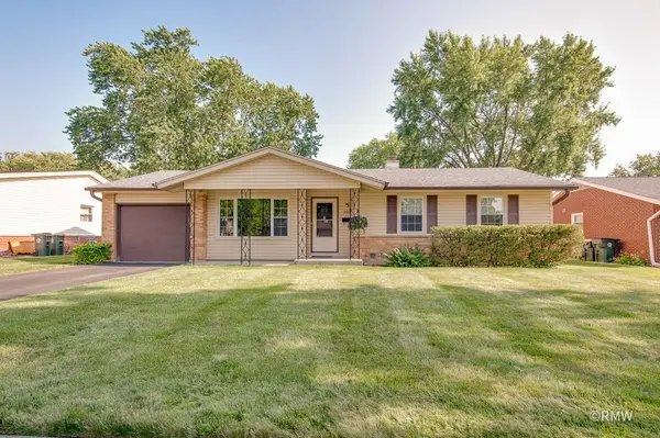231 Clearmont DR, Elk Grove Village, IL 60007