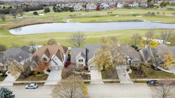 1319 Cranbrook CIR, Aurora, IL 60502