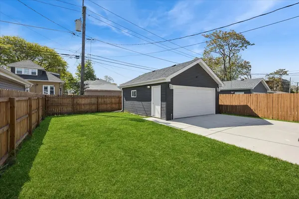 1112 S 3rd AVE, Maywood, IL 60153