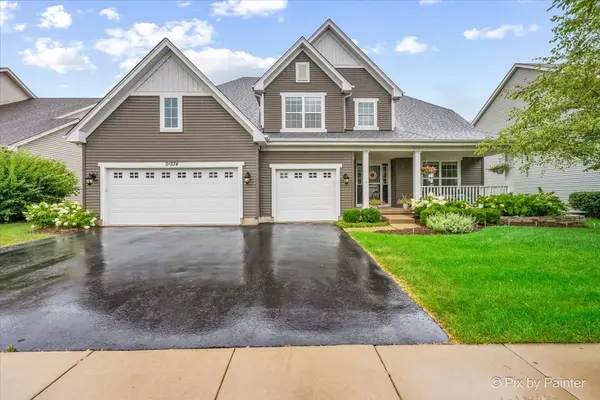 0N334 King DR N, Geneva, IL 60134