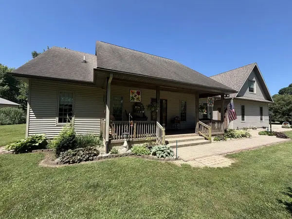 404 Timber ST, Lafayette, IL 61449