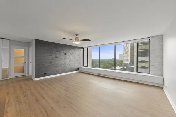 5455 N Sheridan RD #908, Chicago, IL 60640