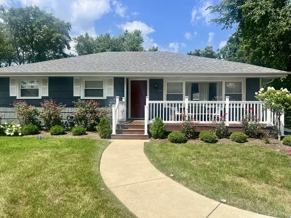 1314 Greenwood AVE, Deerfield, IL 60015
