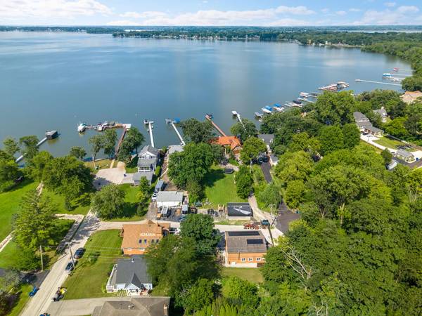 25244 W Buena AVE, Lake Villa, IL 60046