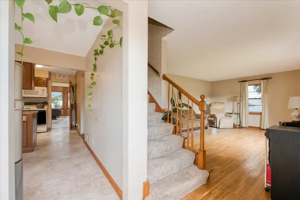 309 E Sunset PL, Dekalb, IL 60115