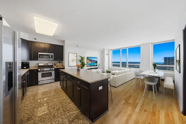 33 W Ontario ST #56F, Chicago, IL 60654