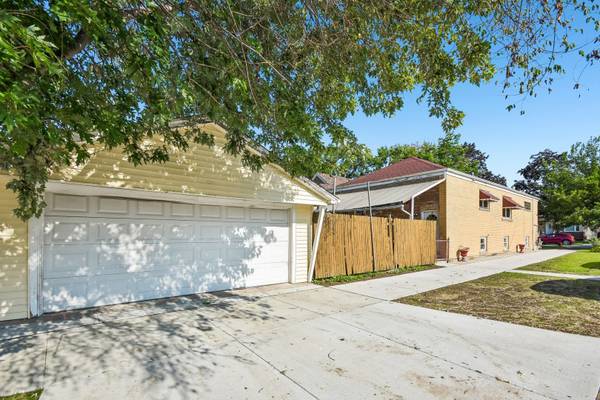 3458 W 72nd PL, Chicago, IL 60629