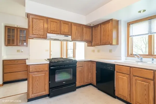 106 E Fox RD, Yorkville, IL 60560