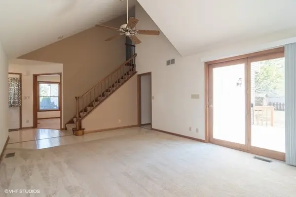 106 E Fox RD, Yorkville, IL 60560
