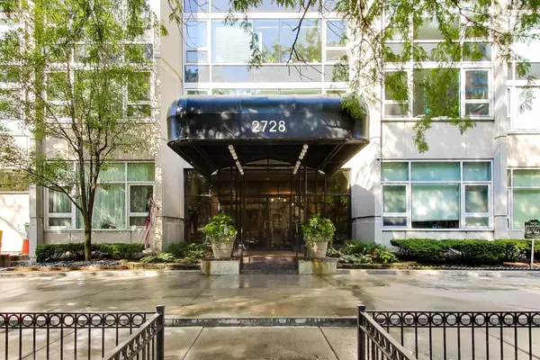 2728 N Hampden CT #210, Chicago, IL 60614