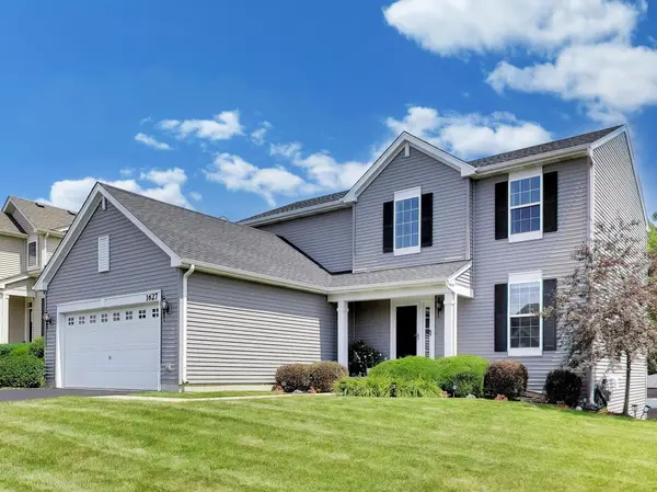 1627 Powderhorn DR, Volo, IL 60020