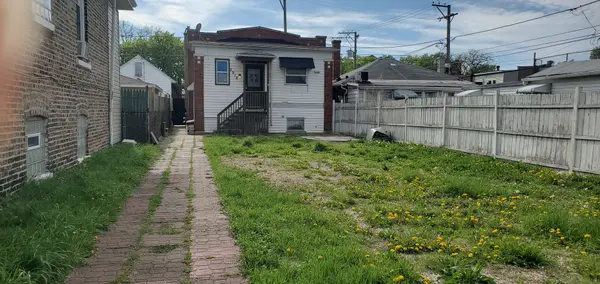 5918 S Albany AVE, Chicago, IL 60629