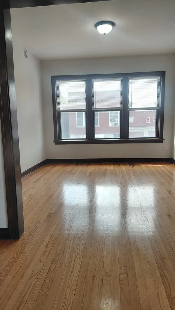 4810 W Armitage AVE #2F, Chicago, IL 60639