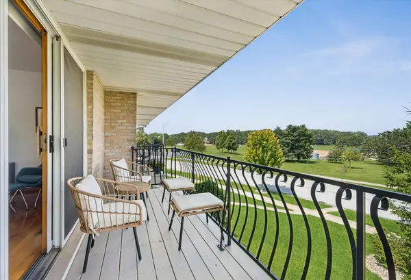 11051 Louetta LN #194, Orland Park, IL 60467
